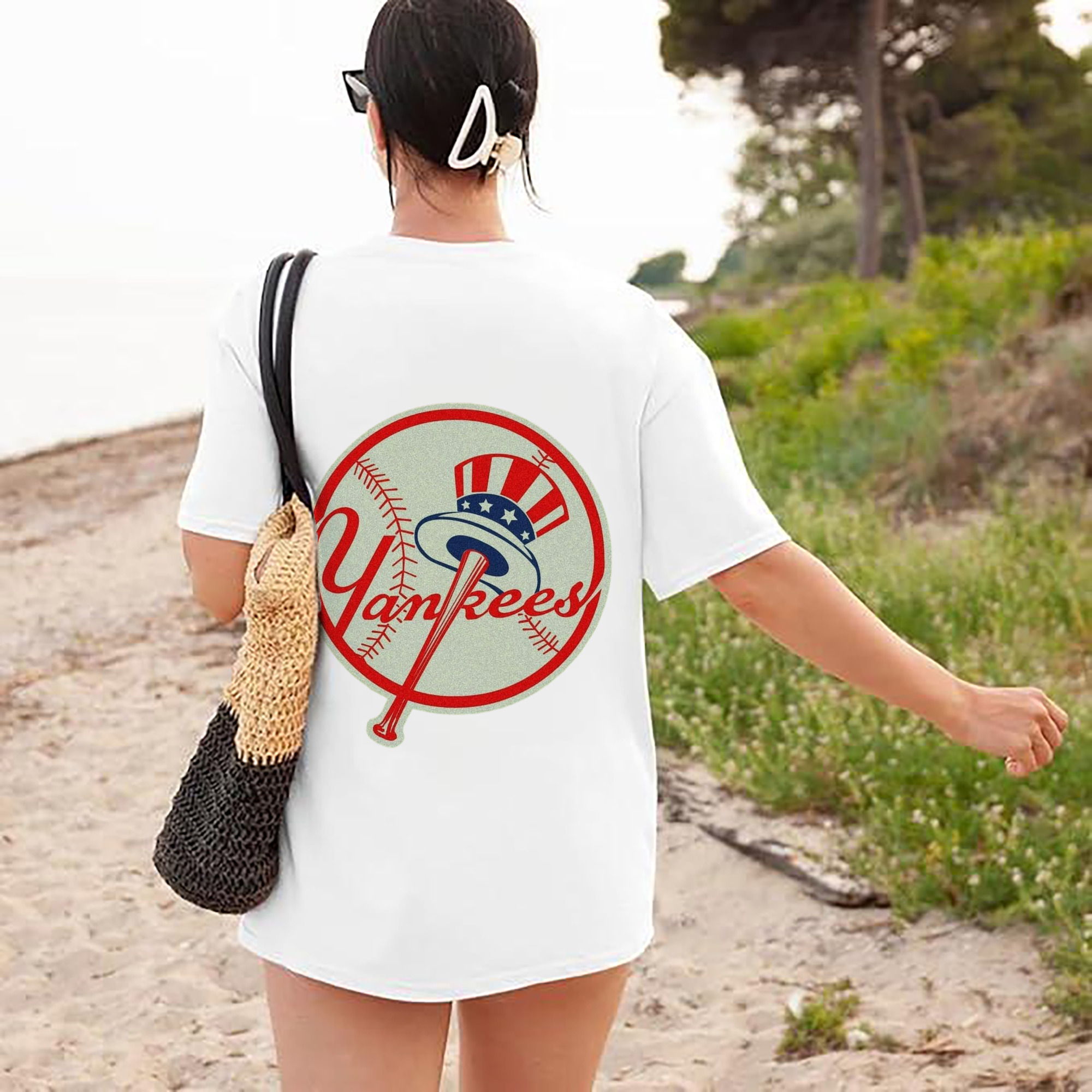 New York Yankees Logo 180g Combed Cotton T-Shirt With Back Heat Transfer Print – Soft, Lightweight, Fitted Design – Stylish Casual Wear For Sports & Everyday Use