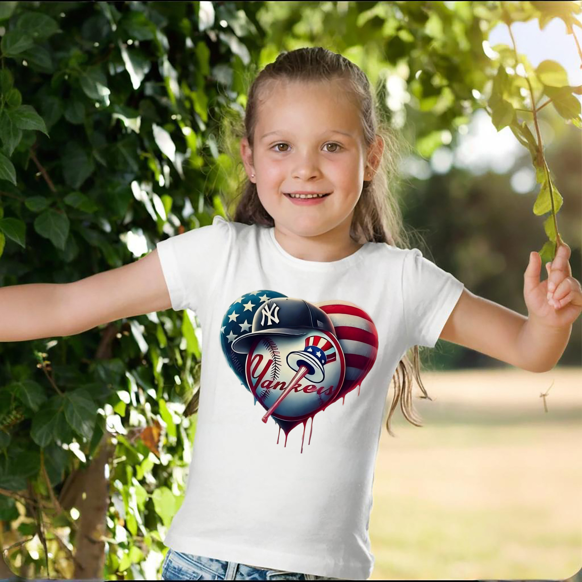 New York Yankees Heart Combed Cotton Kids T-Shirt 180g With Front Heat Transfer Print – Soft, Lightweight, Side-Seamed Design – Stylish And Comfortable Casual Wear For Everyday Activities