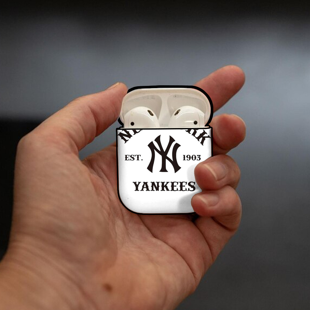 New York Yankees EST 1903 AirPods 2 Case Hard Shell Black, Flexible PC Material, Precise Cutouts, Full Protection, Anti-Fingerprint, Washable, Includes Keychain – Durable & Slim Design
