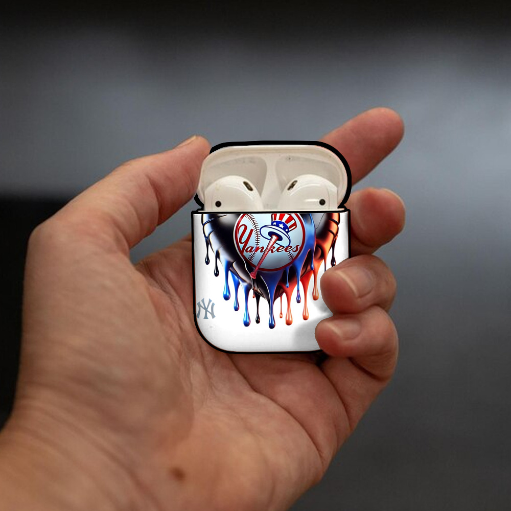 New York Yankees Heart AirPods 2 Case Hard Shell Black, Flexible PC Material, Precise Cutouts, Full Protection, Anti-Fingerprint, Washable, Includes Keychain – Durable & Slim Design