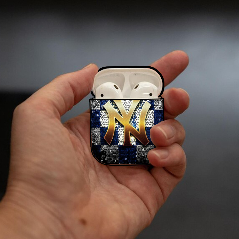 New York Yankees 129 AirPods 2 Case Hard Shell Black, Flexible PC Material, Precise Cutouts, Full Protection, Anti-Fingerprint, Washable, Includes Keychain – Durable & Slim Design