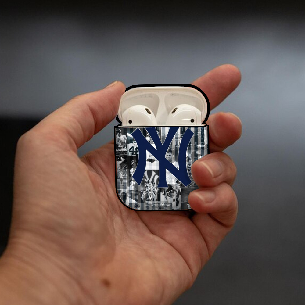 New York Yankees 135 AirPods 2 Case Hard Shell Black, Flexible PC Material, Precise Cutouts, Full Protection, Anti-Fingerprint, Washable, Includes Keychain – Durable & Slim Design