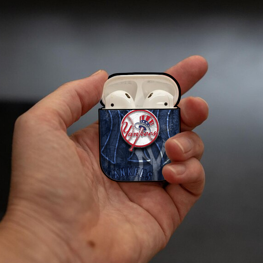 New York Yankees 190 AirPods 2 Case Hard Shell Black, Flexible PC Material, Precise Cutouts, Full Protection, Anti-Fingerprint, Washable, Includes Keychain – Durable & Slim Design