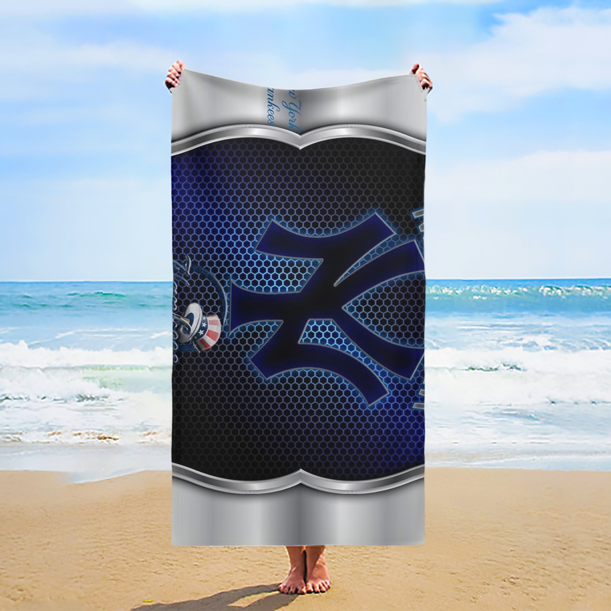 New York Yankees 334 Premium Microfiber Beach Towel – Soft, Large Size, Multi-Purpose For Beach, Picnic & Kids, Lightweight & Portable With Carry Bag, Easy Care