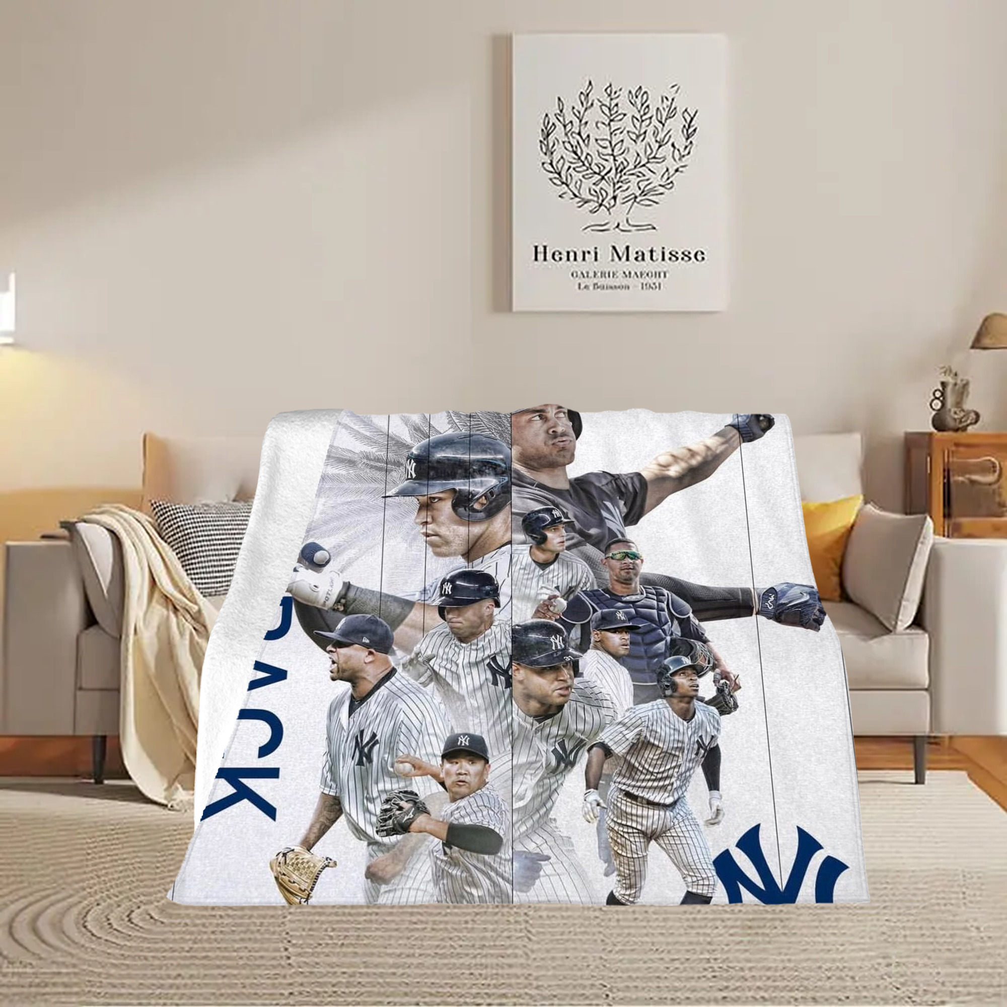 New York Yankees 305 Soft Fleece Throw Blanket 50 X 60 Inch – Super Soft, Lightweight, And Durable – Perfect For Sofa, Bed, Camping, And More – Ideal Gift For Family And Friends